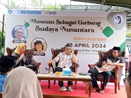 Seminar dan Dialog Budaya di Museum Sekartaji 