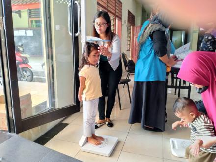 Pemeriksaan Kesehatan oleh Dokter Spesialis Anak